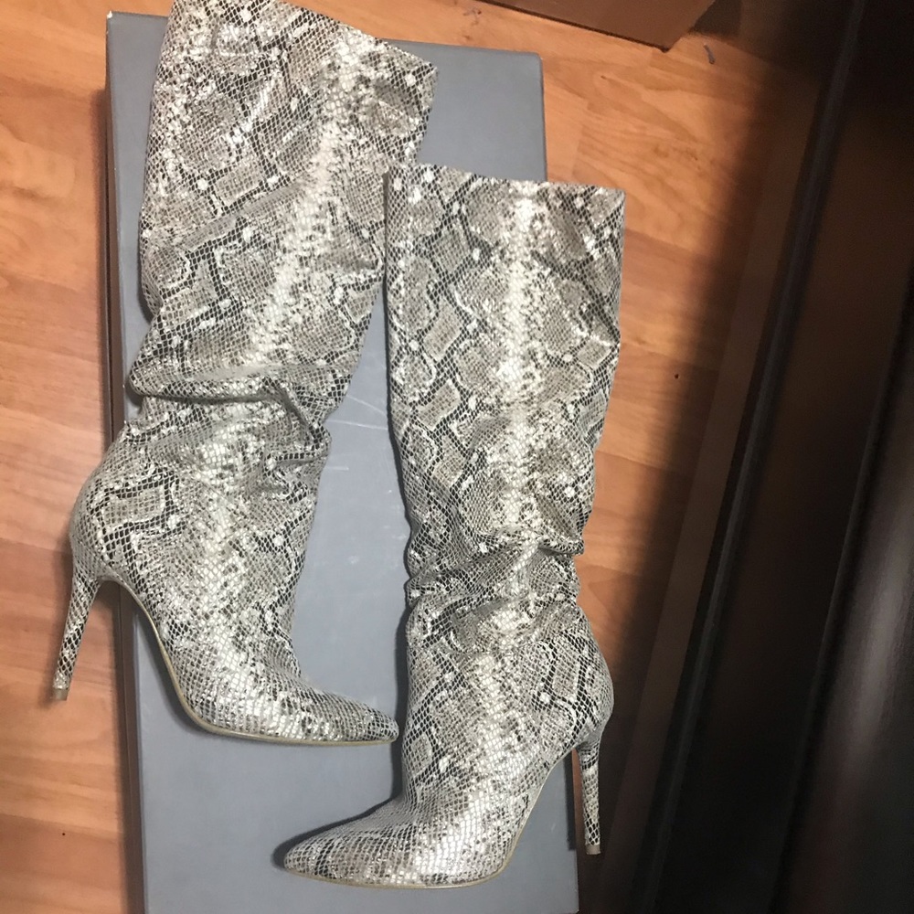Jessica Simpson snakeskin knee high boots